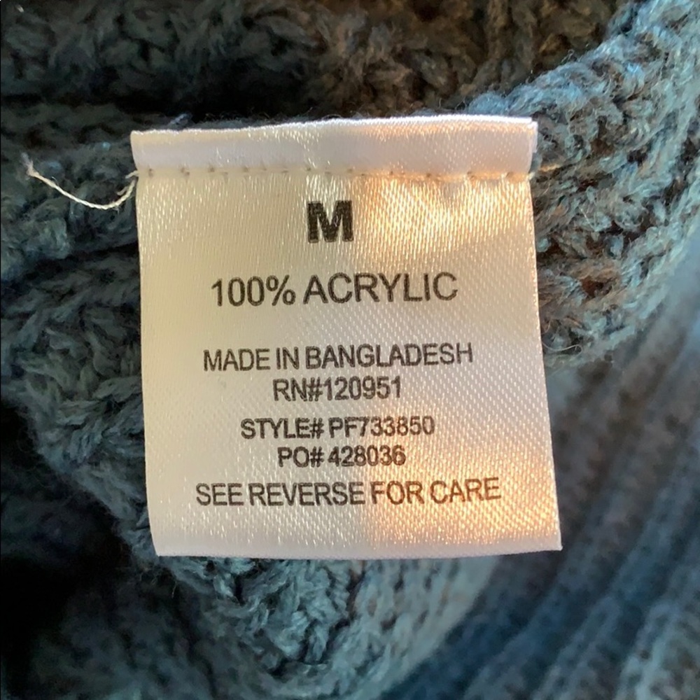 Knit sweater - Picture 3 of 3